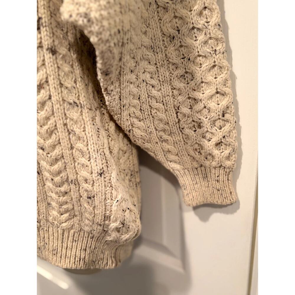 It’s Traditional ‘Tis Irish Aran Cable Knit Sweater Cream Wool Women’s Chunky M - Picture 6 of 7